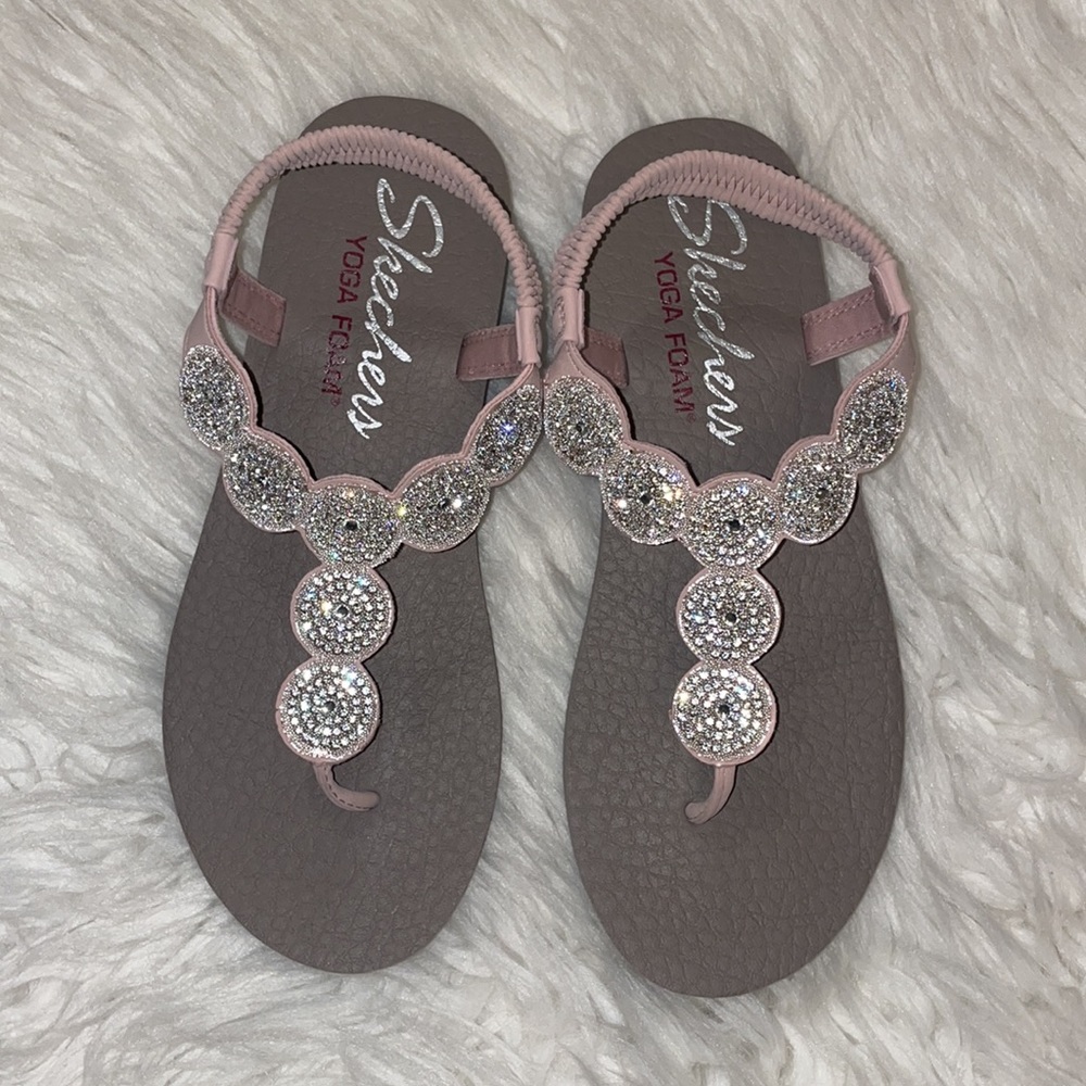 Skechers women’s sandals pink